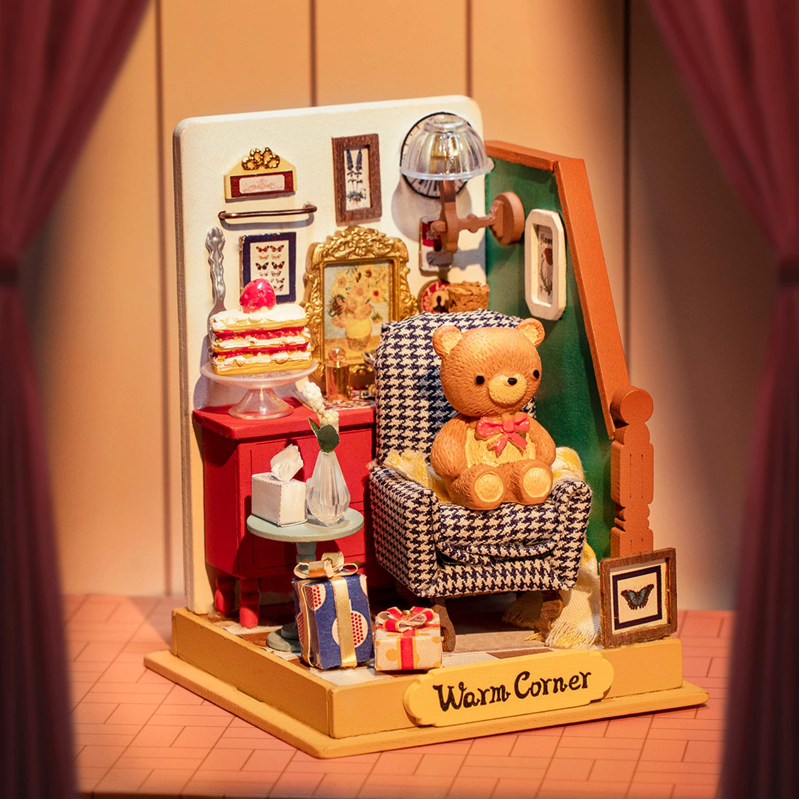 Rolife® Holiday Living Room DIY Miniature Kit - Image 2
