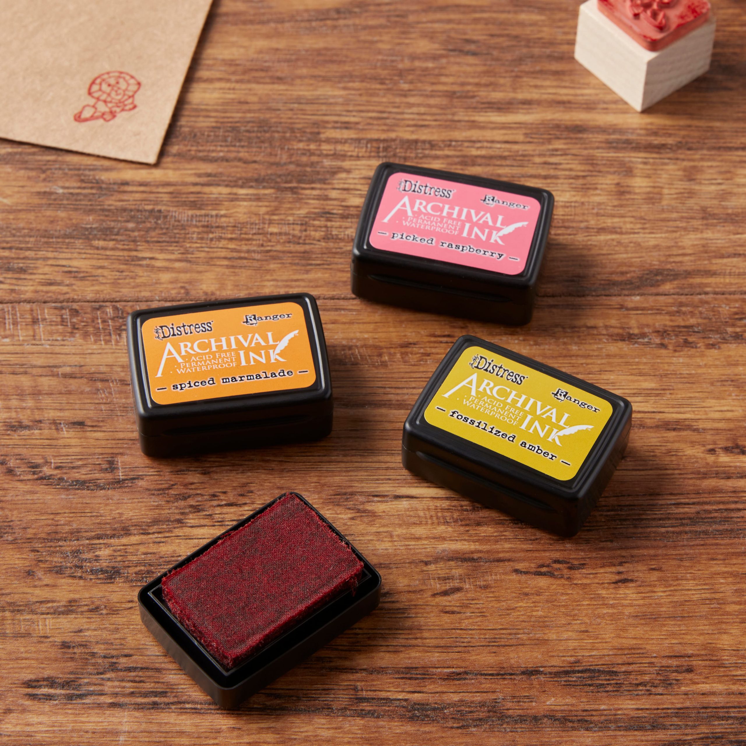 Tim Holtz® Distress Mini Archival Ink™ Pad, Kit 1 - Image 3